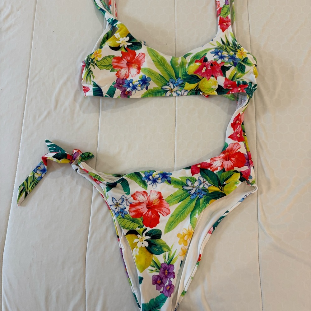 Yamaha Red and Green Bikini Swimwear